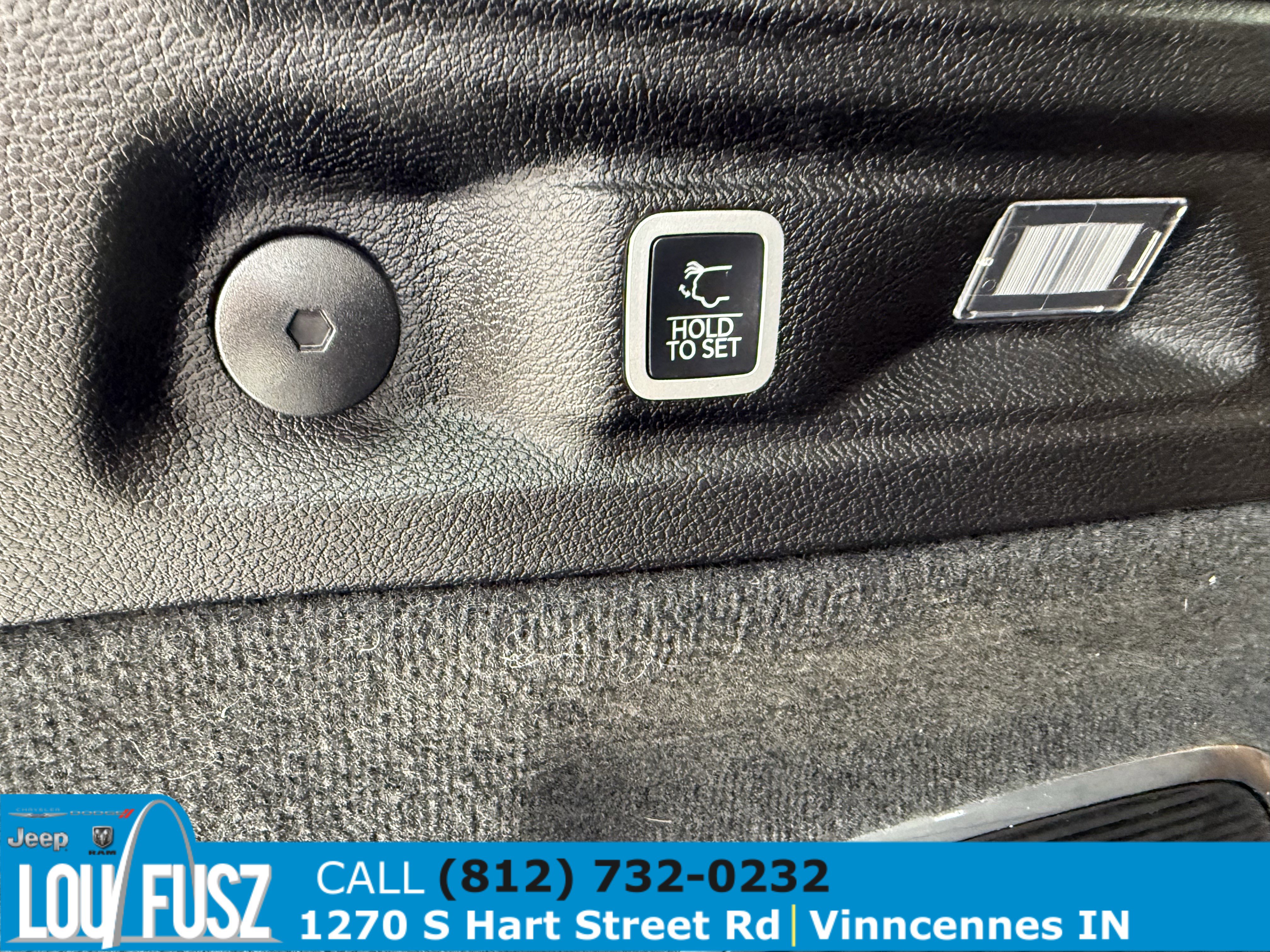 Used 2024 Jeep Grand Cherokee L Summit image 13