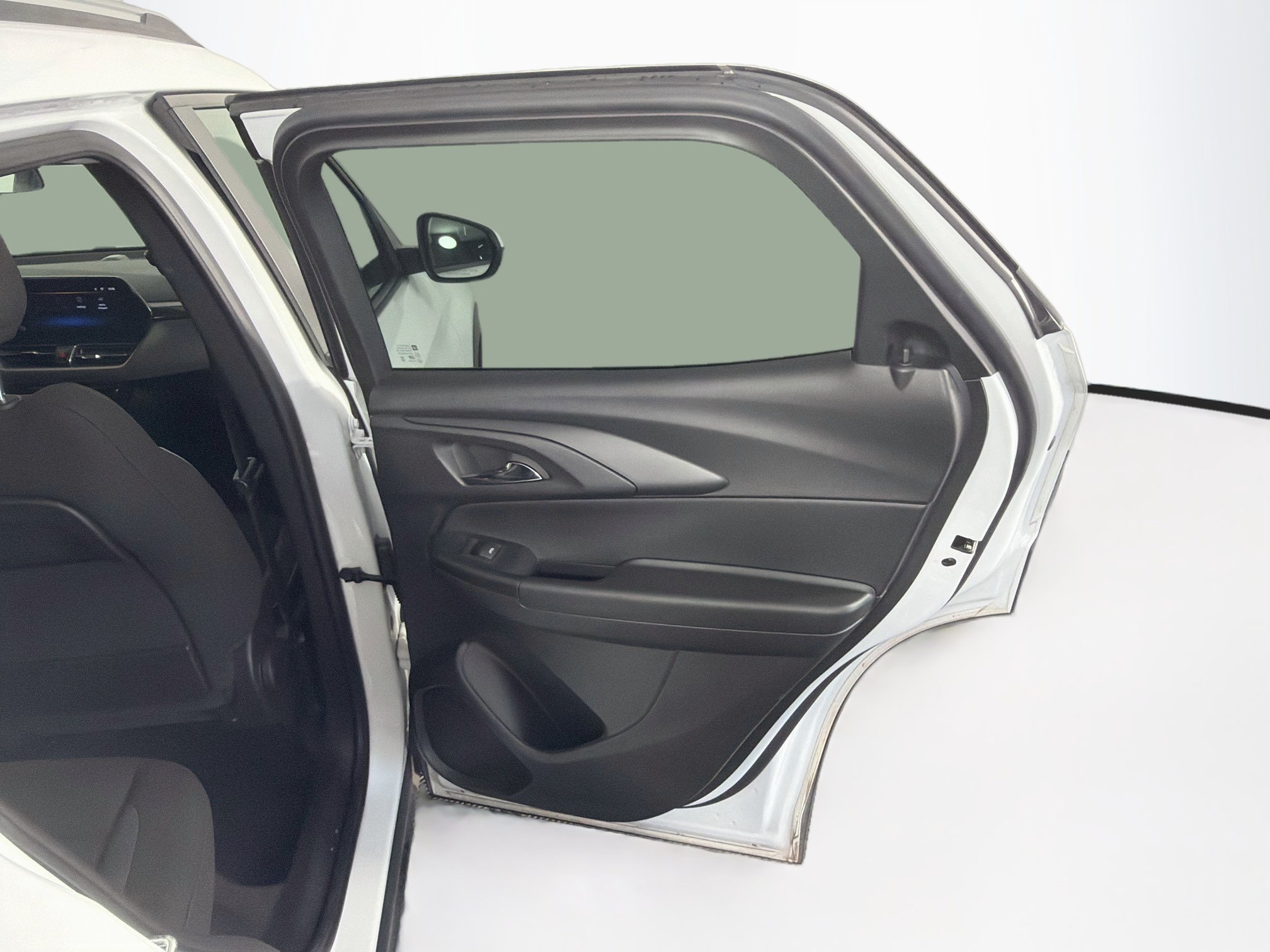 Used 2025 Chevrolet TrailBlazer LT FWD image 29