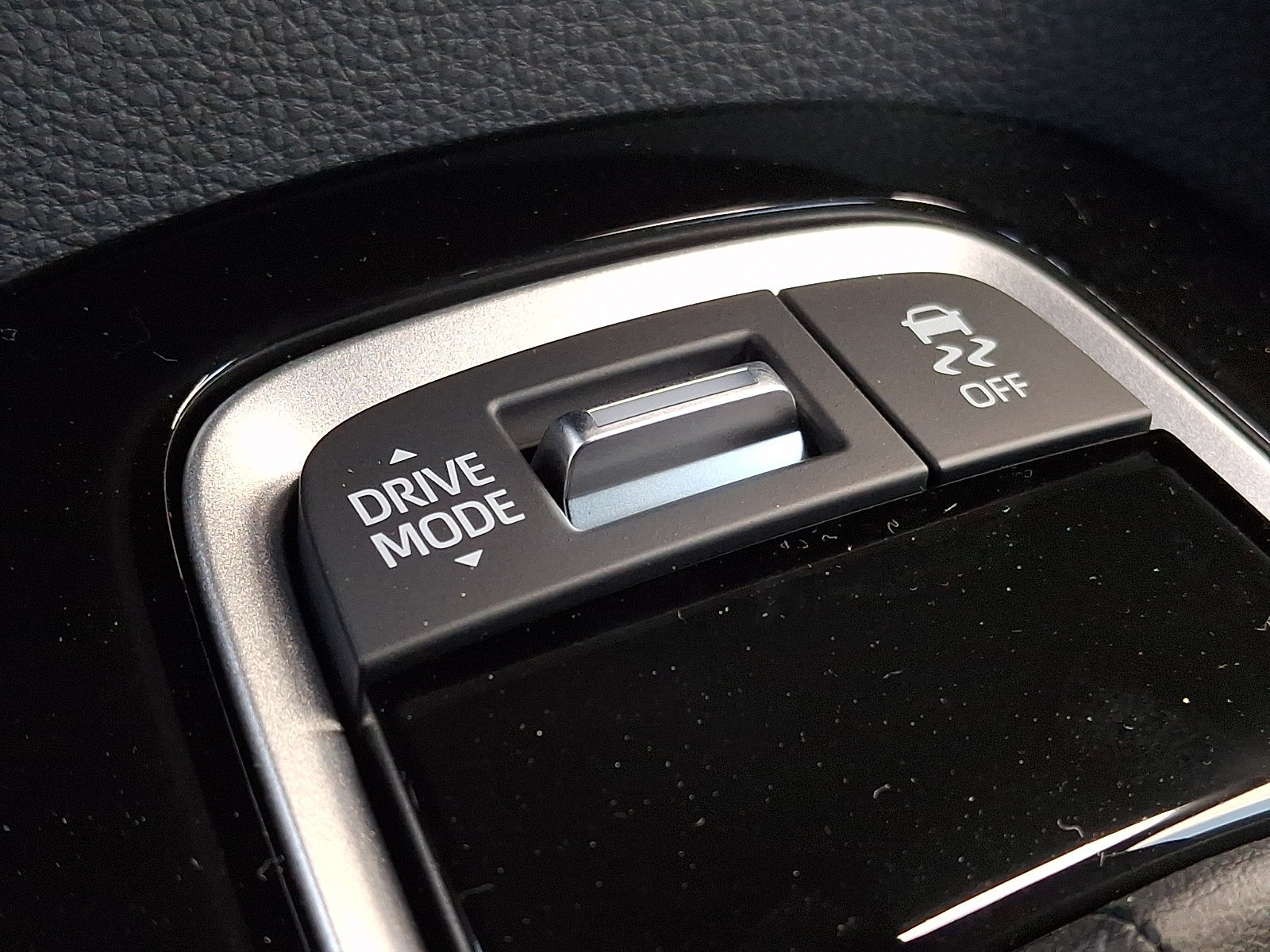 Used 2026 Toyota Corolla SE FWD image 17