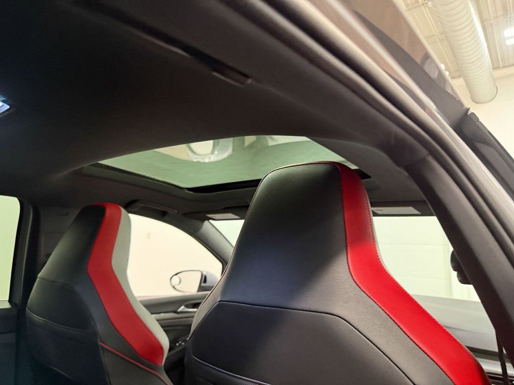 Used 2022 Volkswagen GTI Autobahn image 69