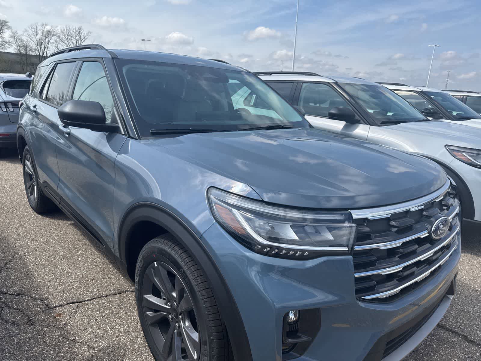 New 2026 Ford Explorer Active w/ Active Comfort Package AWD/4WD image 23