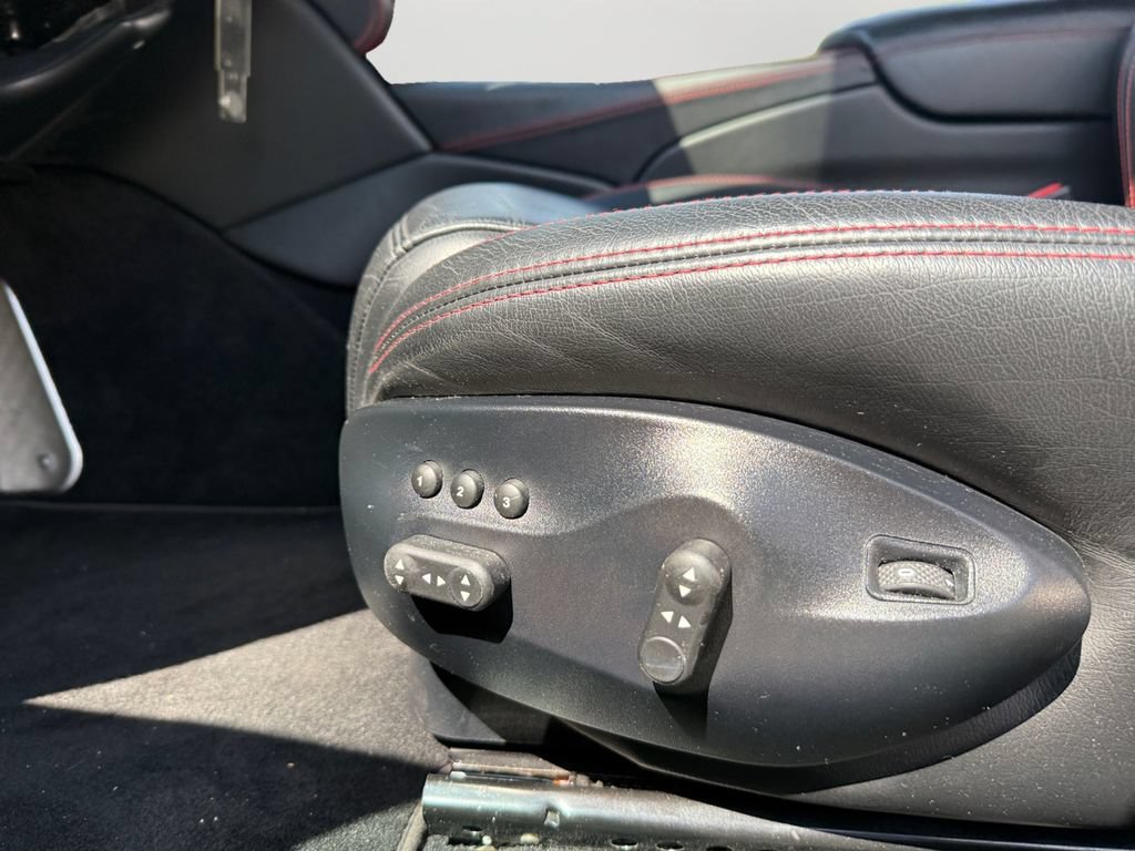 Used 2018 Maserati GranTurismo MC RWD image 22