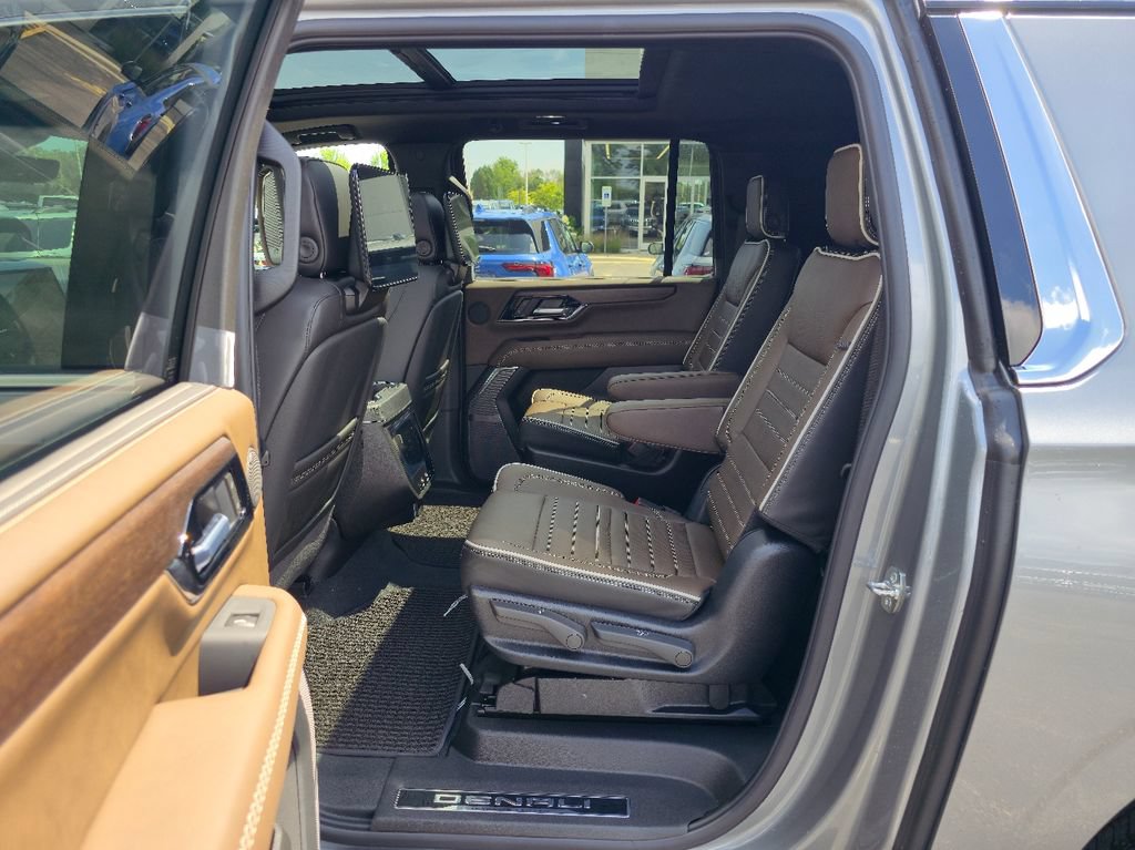 New 2026 GMC Yukon XL Denali Ultimate AWD/4WD image 22