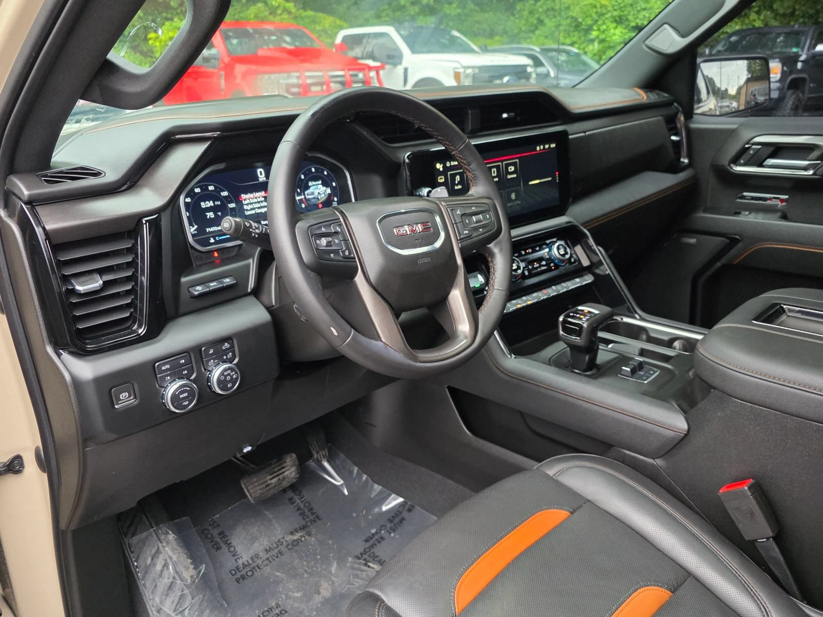 Used 2022 GMC Sierra 1500 AT4 w/ AT4 Premium Package AWD/4WD image 13