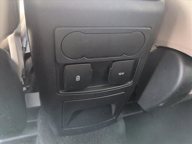 Used 2024 Ford Explorer XLT w/ Equipment Group 202A image 17