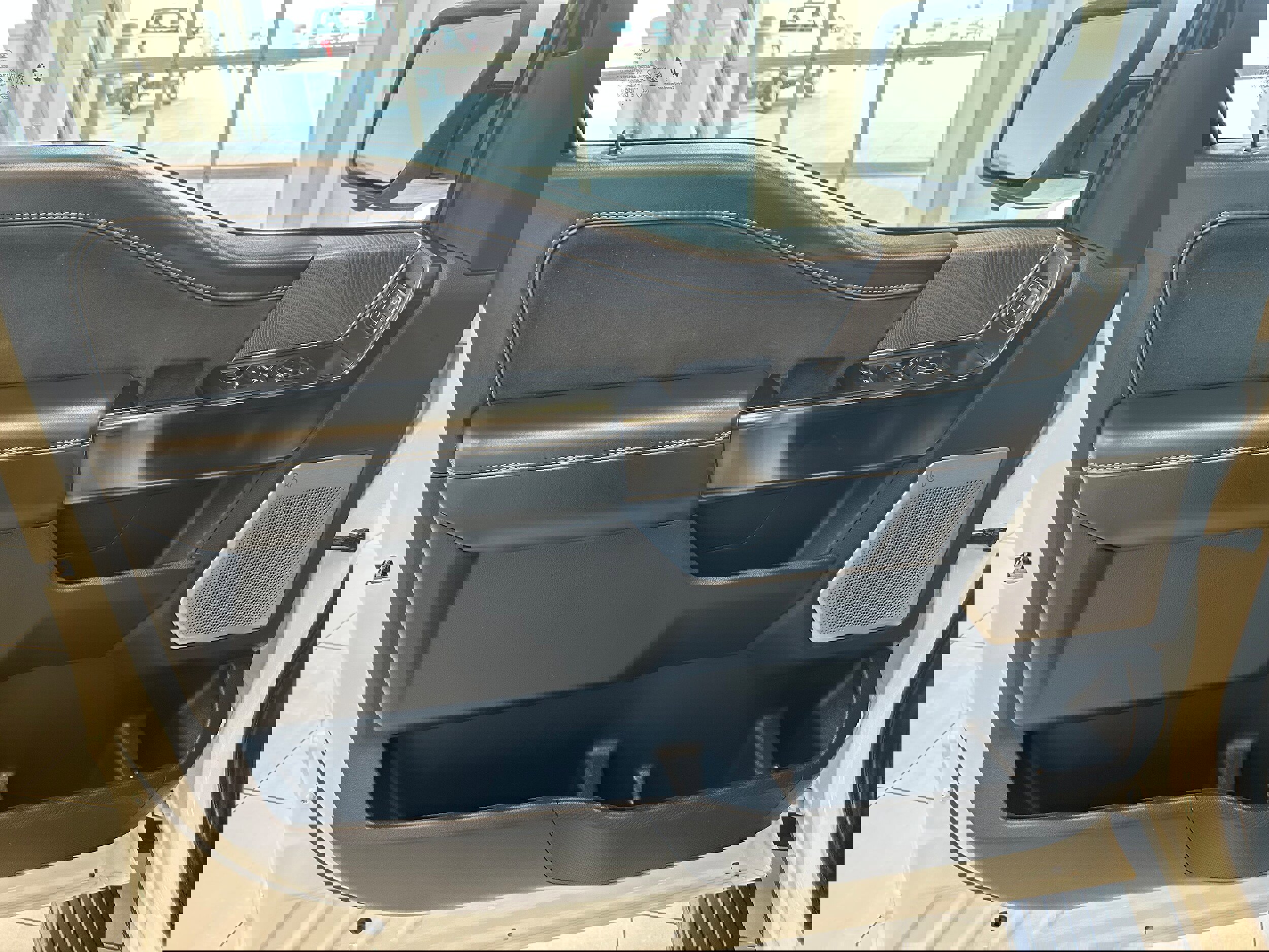 Used 2023 Ford F150 Platinum w/ Equipment Group 701A High image 12