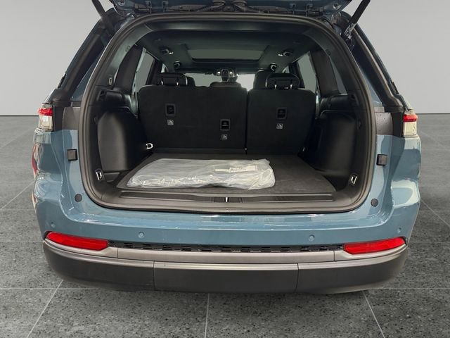 New 2026 Jeep Grand Cherokee Limited w/ Limited Altitude Package image 15