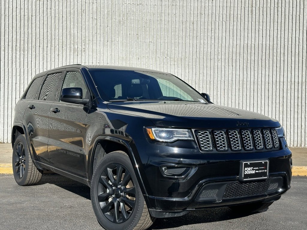 Used 2022 Jeep Grand Cherokee Laredo X image 6