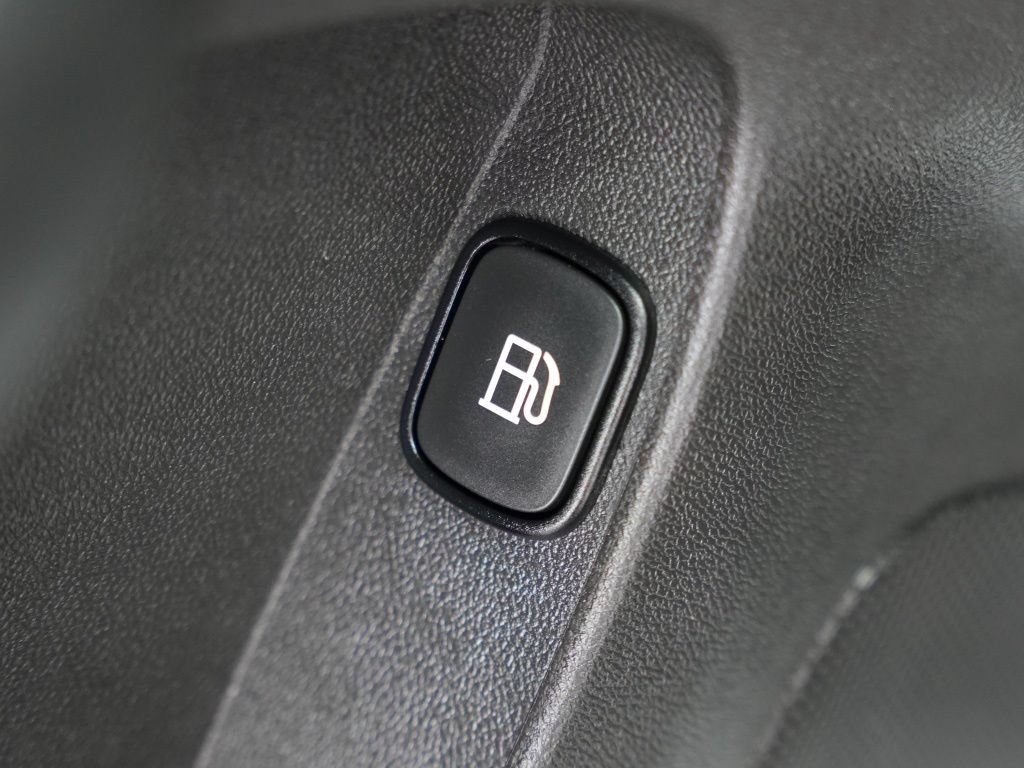 Used 2018 Chevrolet Volt LT FWD image 44