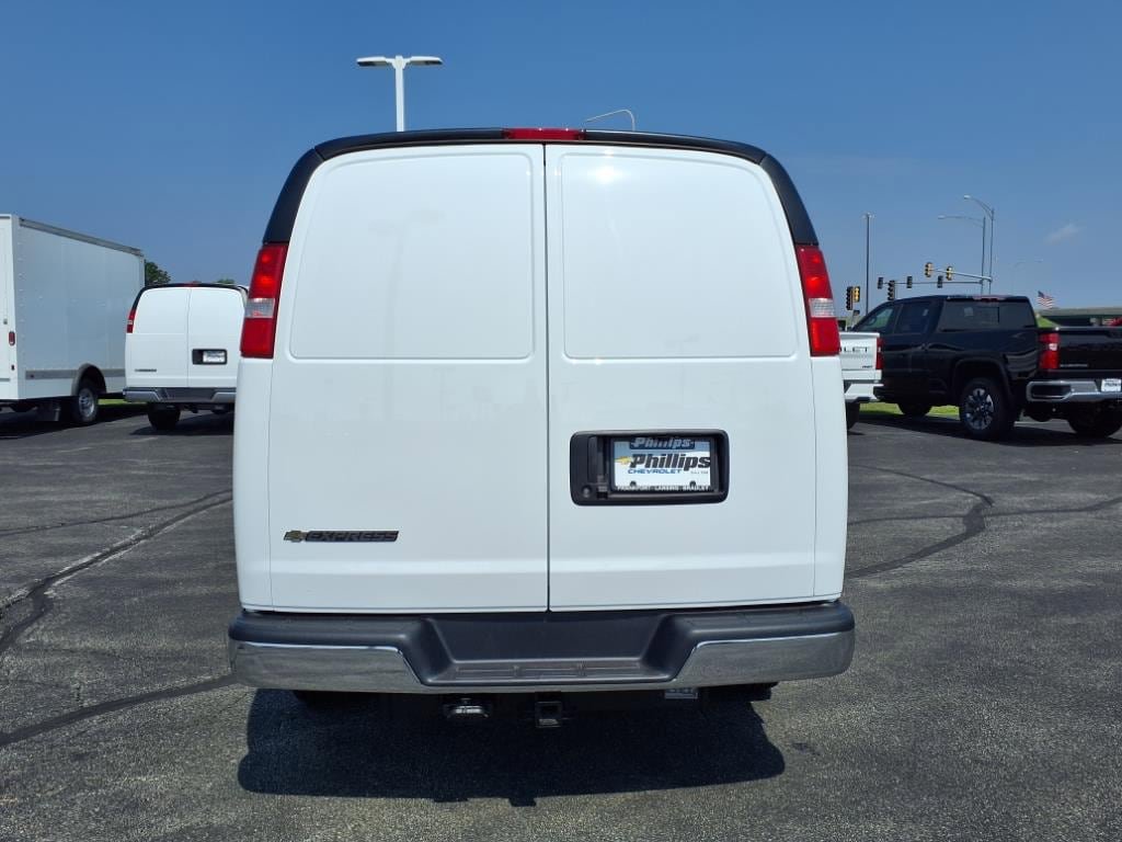 New 2025 Chevrolet Express 2500 Work Van w/ Driver Convenience Package RWD image 6