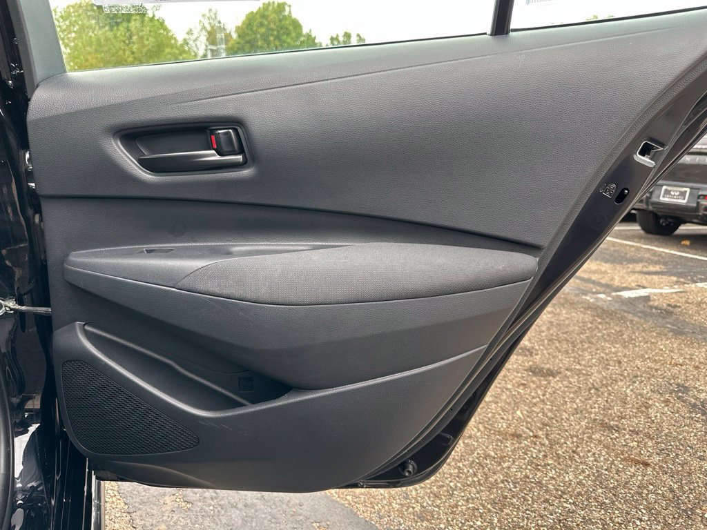 Used 2024 Toyota Corolla LE FWD image 24