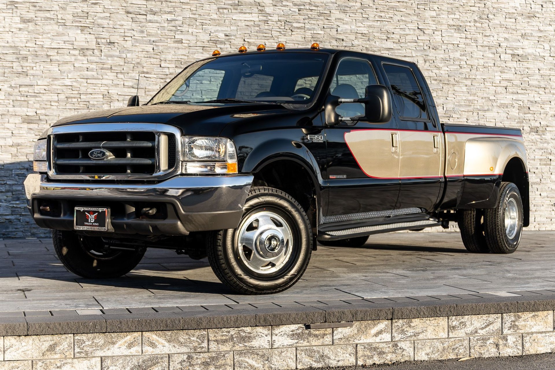 Used 2000 Ford F350 XL image 3
