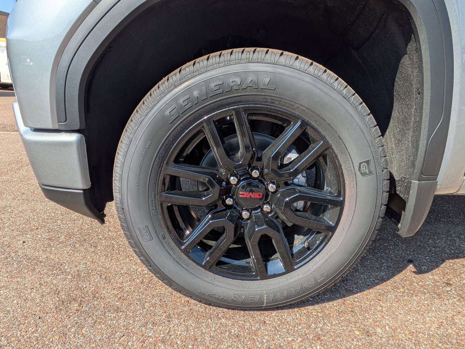 New 2026 GMC Sierra 1500 Elevation AWD/4WD image 10