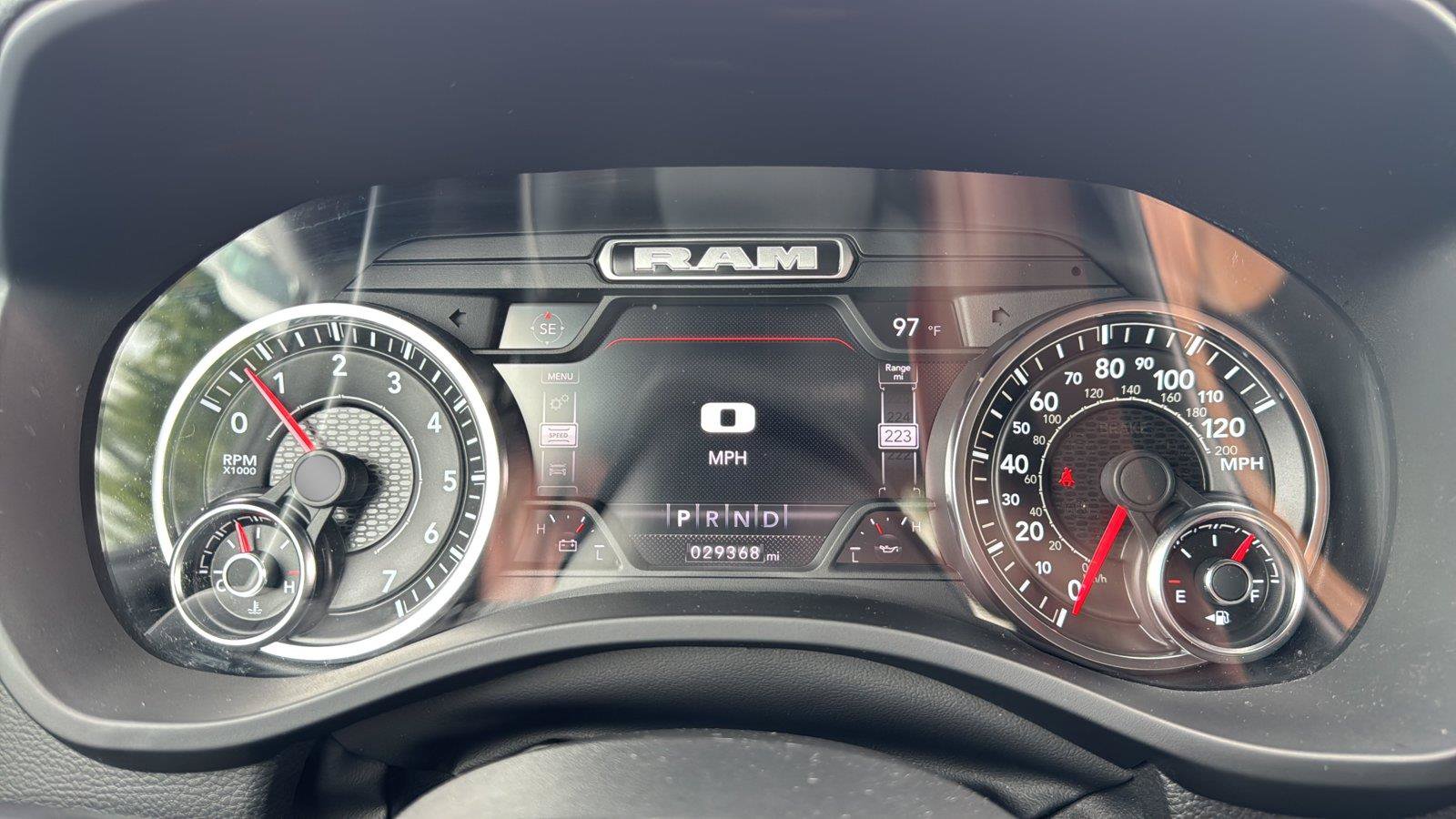 Used 2023 RAM 1500 Laramie AWD/4WD image 25