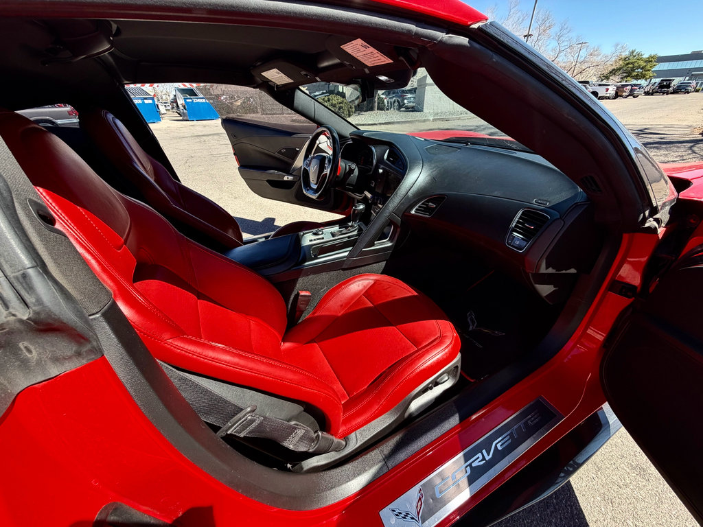 Used 2019 Chevrolet Corvette Stingray Coupe w/ Carbon Flash Badge Package image 14