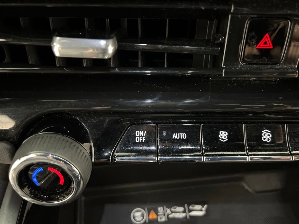 Used 2025 Chevrolet Tahoe Z71 image 46