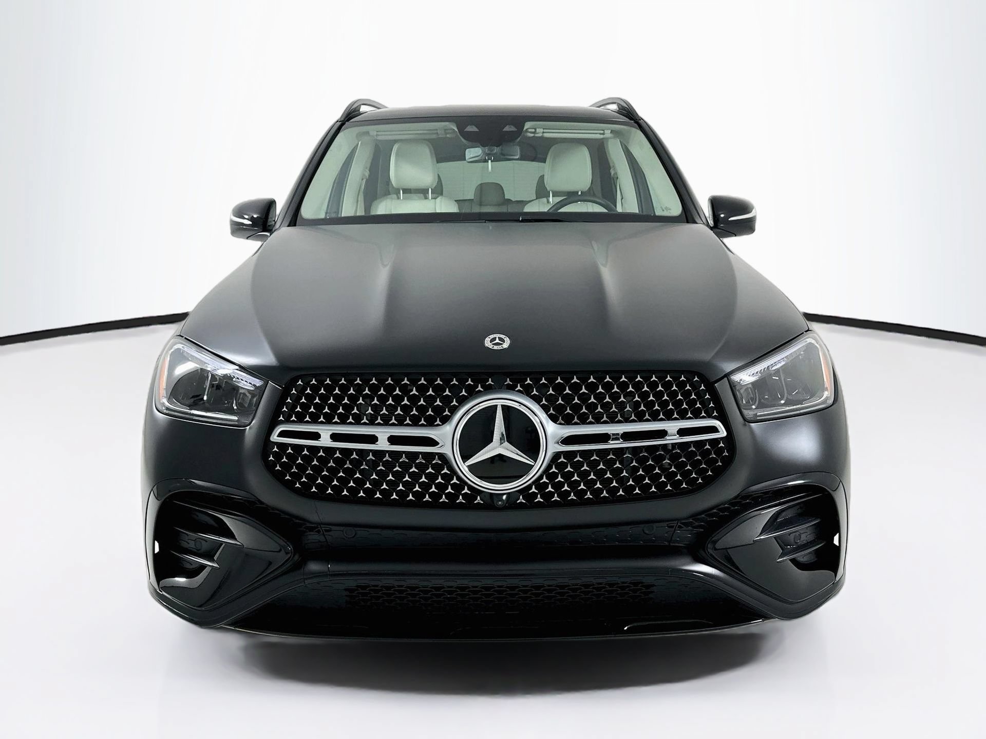 Used 2026 Mercedes-Benz GLE 450e 4MATIC image 2