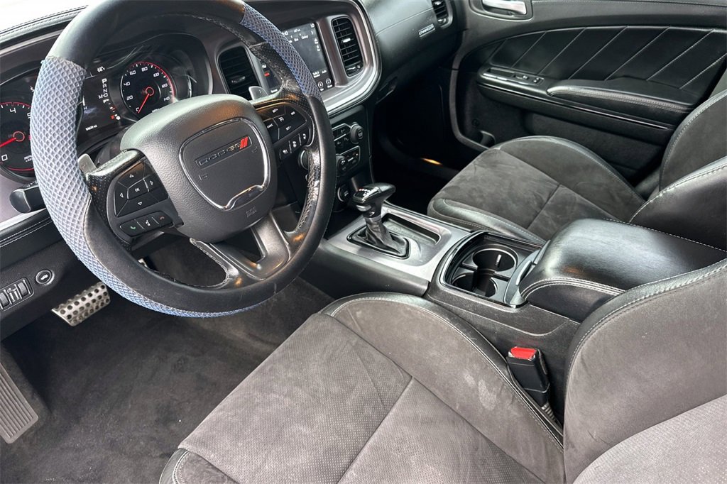Used 2019 Dodge Charger GT image 12