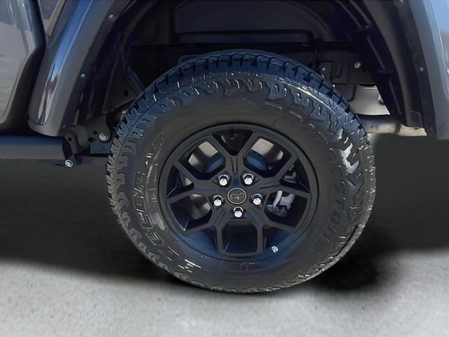 Used 2025 Jeep Gladiator Sport AWD/4WD image 10