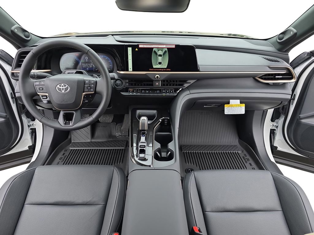 Used 2026 Toyota Crown Platinum AWD/4WD image 12