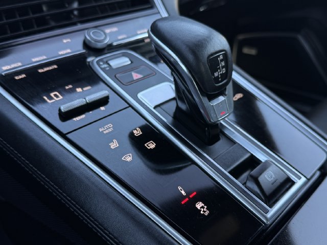 Used 2023 Porsche Panamera 4S AWD/4WD image 16