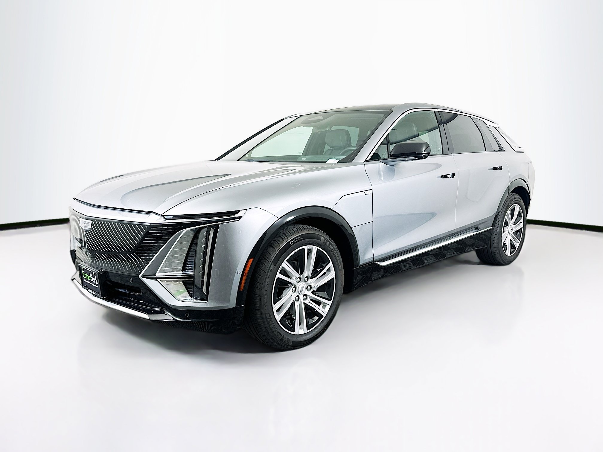 Used 2024 Cadillac Lyriq Tech w/ Driver Assist Package RWD image 3