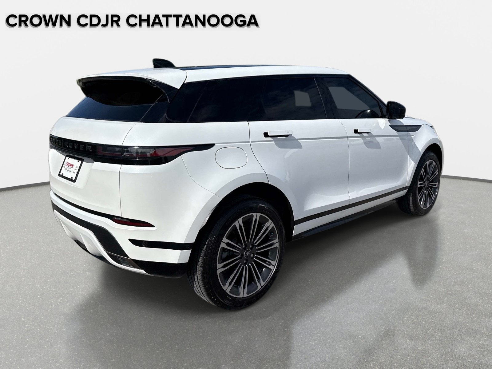 Used 2024 Land Rover Range Rover Evoque Dynamic SE AWD/4WD image 5