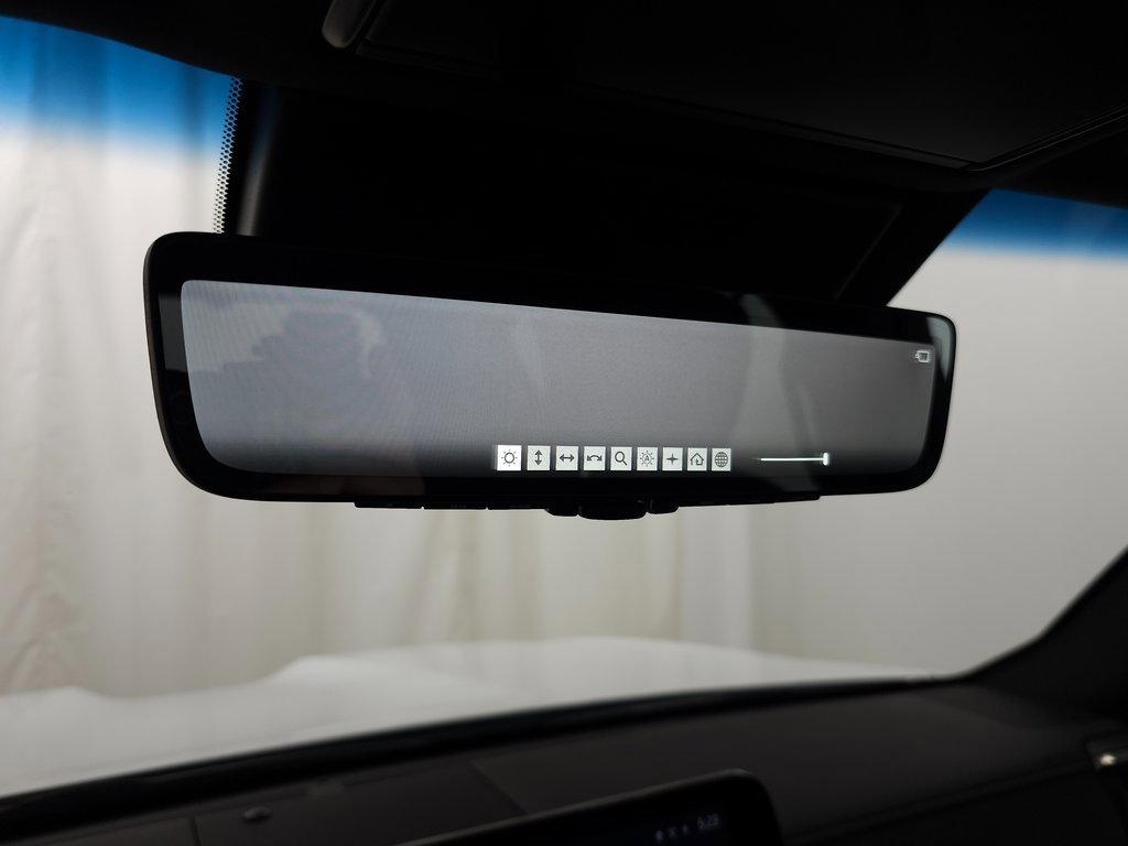 Used 2025 Lexus LX 700h F Sport image 38