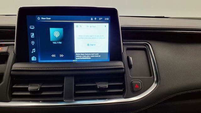 Used 2023 Chevrolet Suburban Premier image 30