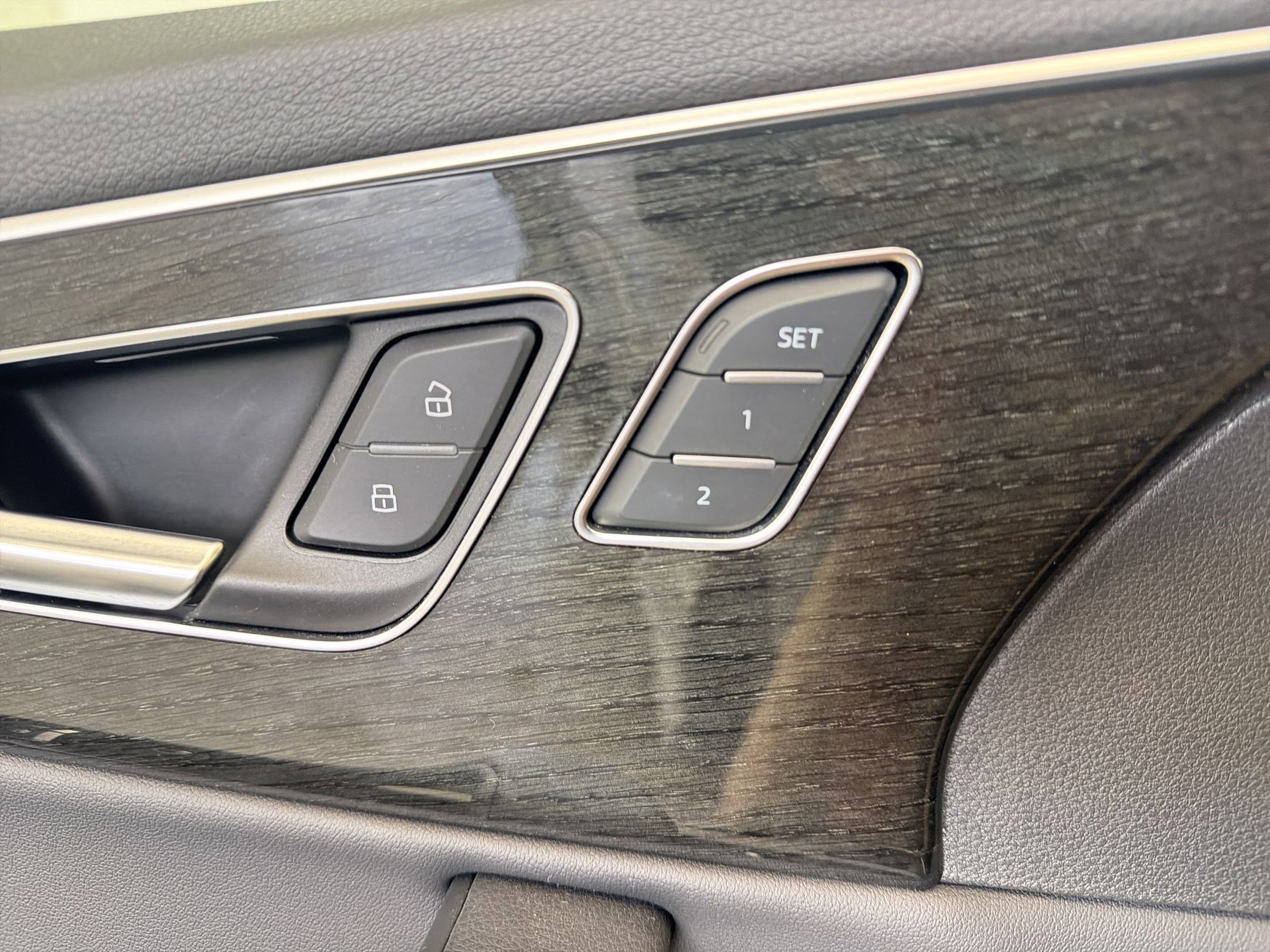 Used 2021 Audi Q7 2.0T Premium Plus w/ Executive Package image 12