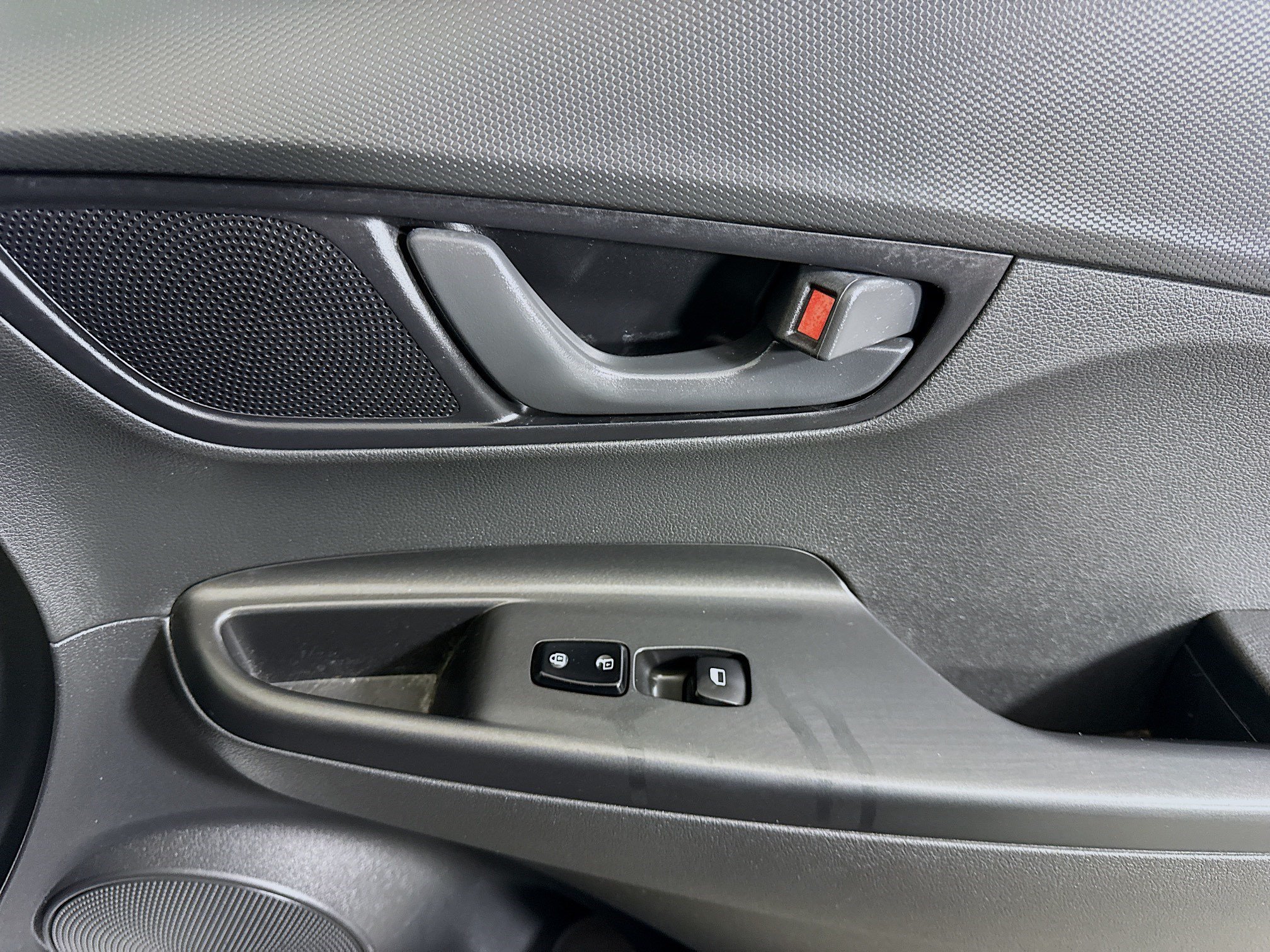 Used 2022 Hyundai Kona SEL FWD image 31
