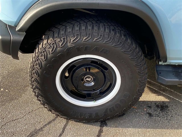 Used 2023 Ford Bronco Heritage Edition image 6