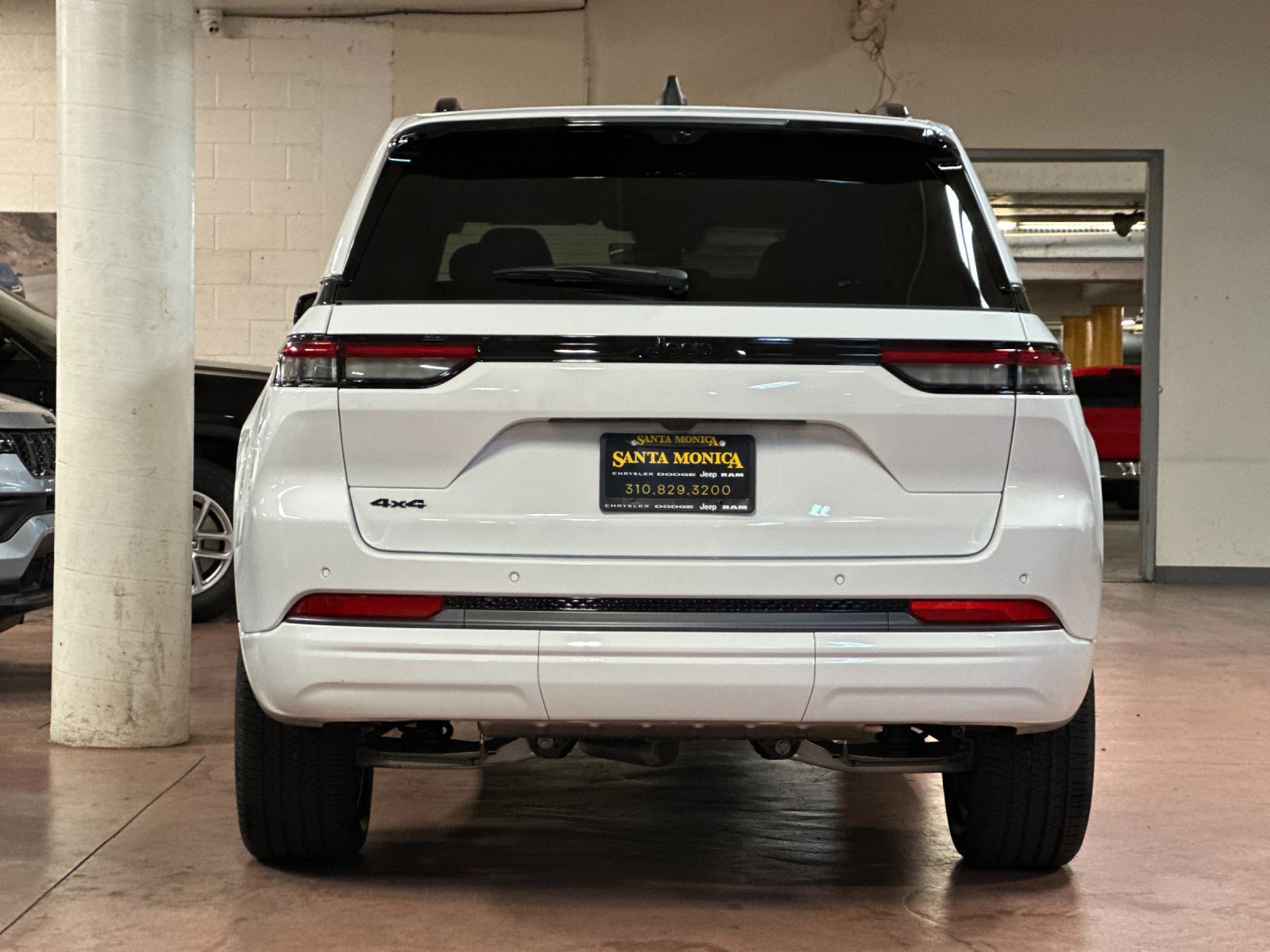 New 2026 Jeep Grand Cherokee Limited AWD/4WD image 4