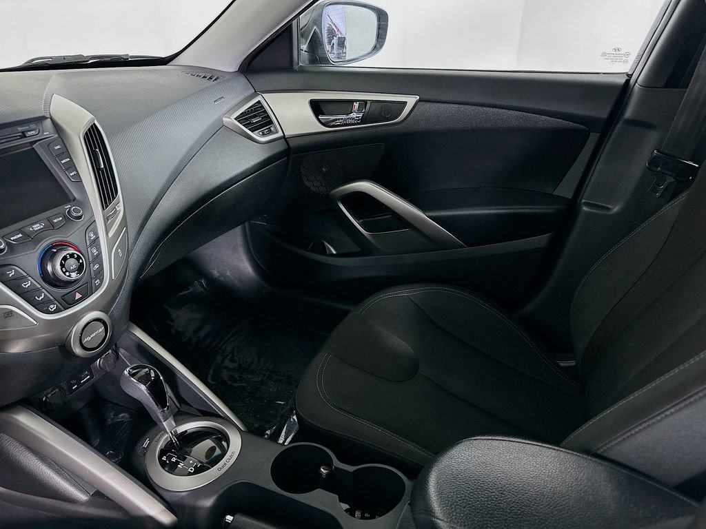 Used 2012 Hyundai Veloster image 27
