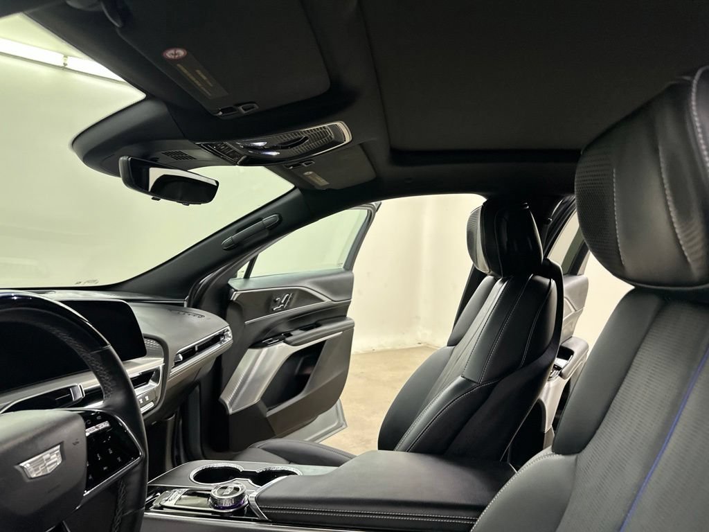 Certified 2025 Cadillac Lyriq Sport AWD/4WD image 31