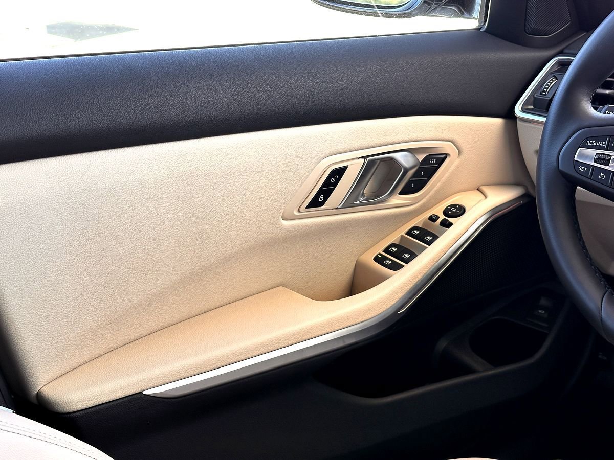 Certified 2024 BMW 330i Sedan w/ Convenience Package image 26