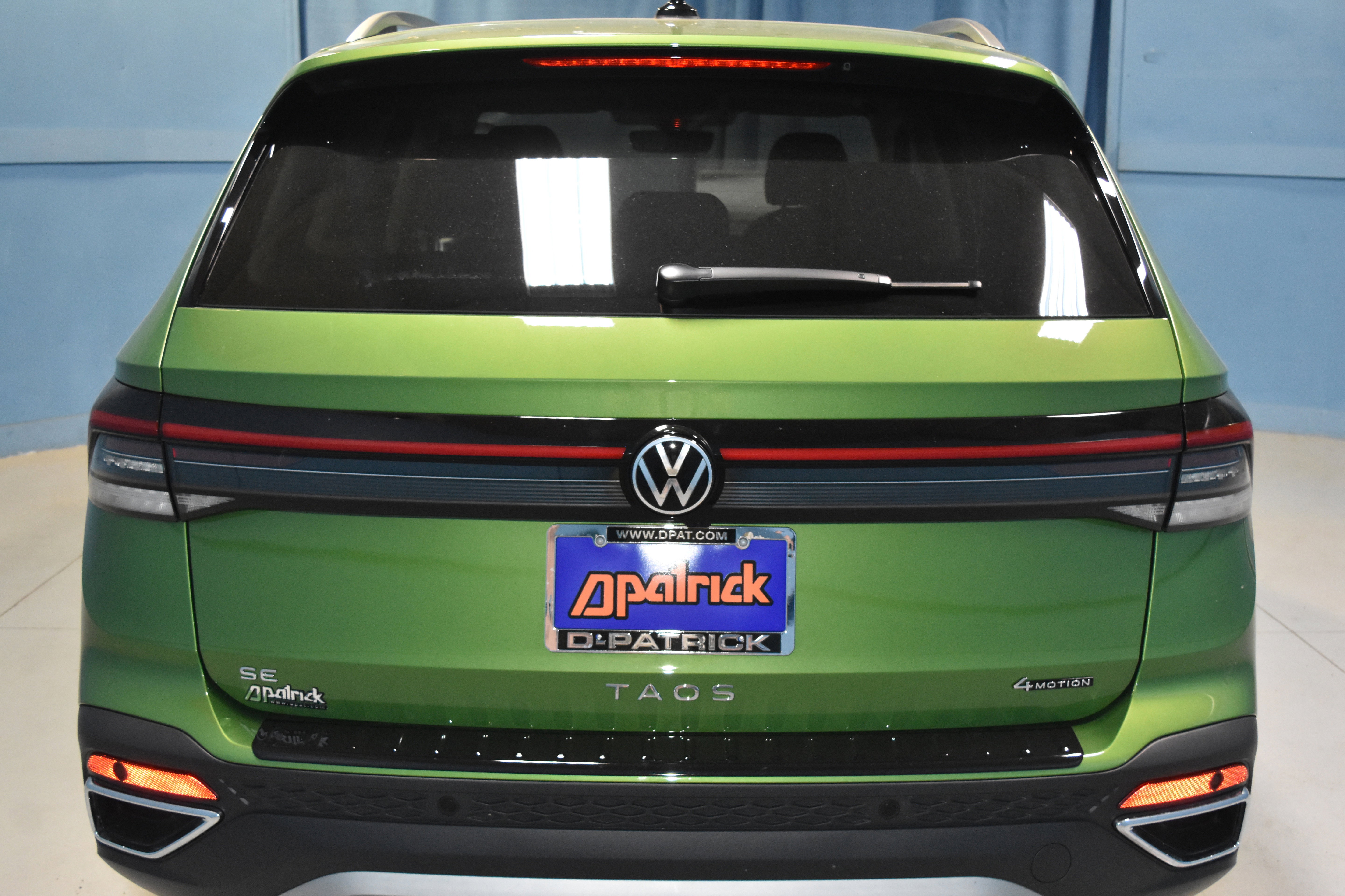 New 2025 Volkswagen Taos SE image 22