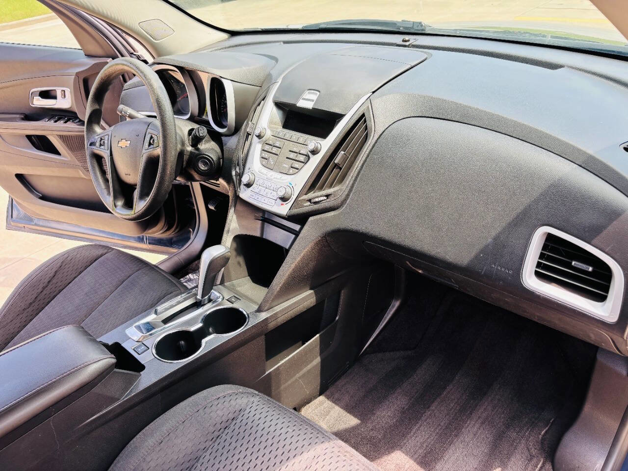 Used 2015 Chevrolet Equinox LS FWD image 23