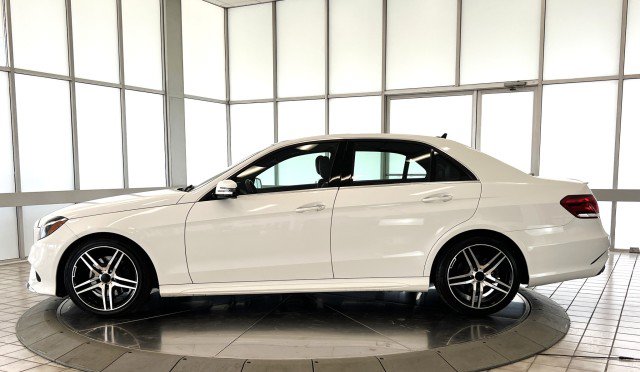 Used 2014 Mercedes-Benz E 350 4MATIC Sedan image 4