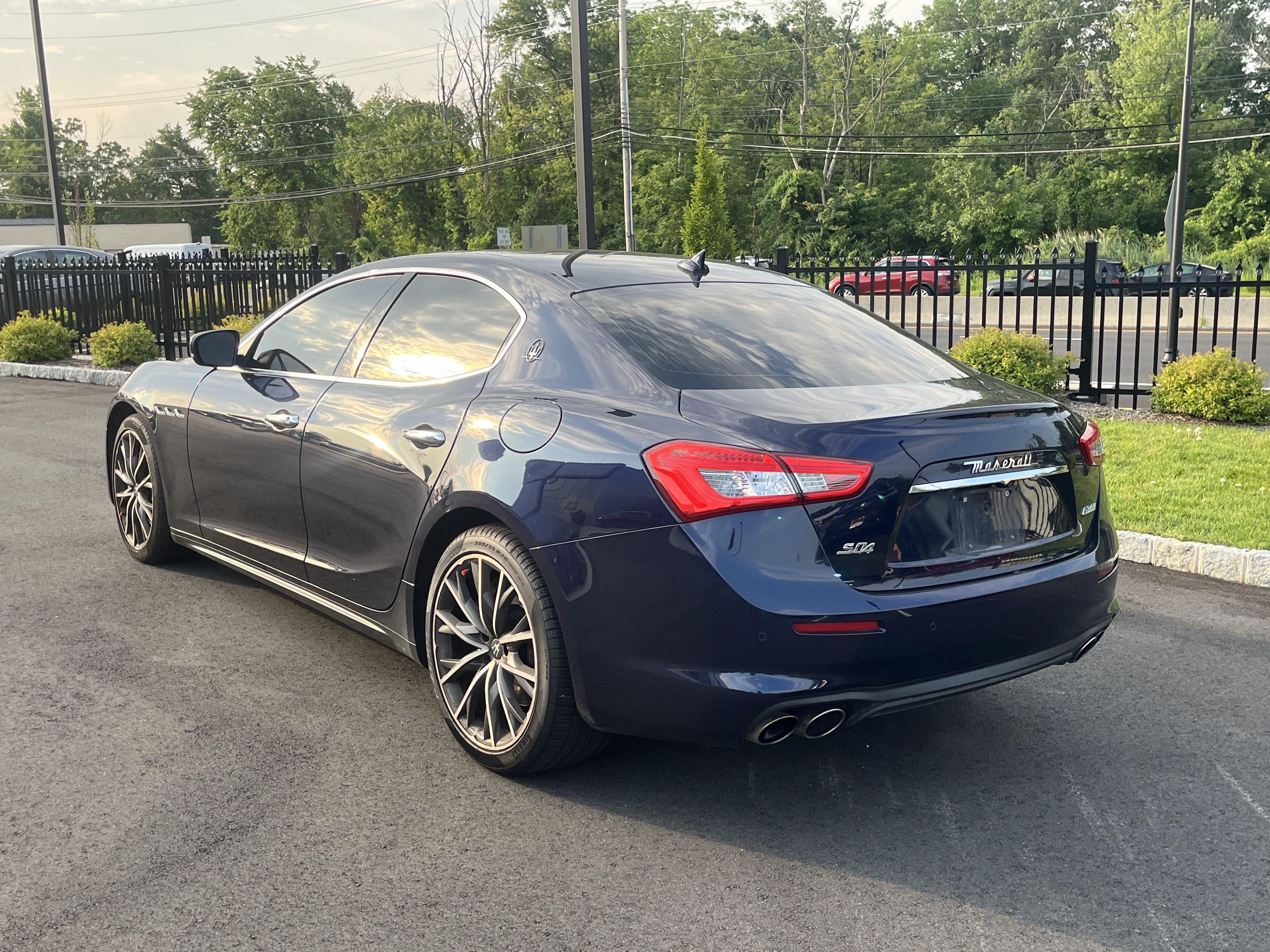 Used 2020 Maserati Ghibli S Q4 AWD/4WD image 4