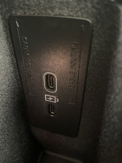 Certified 2025 Volvo XC90 B5 Core image 25