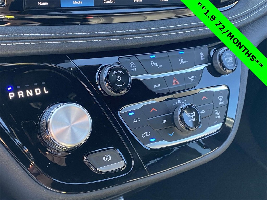 New 2026 Chrysler Pacifica Select image 43