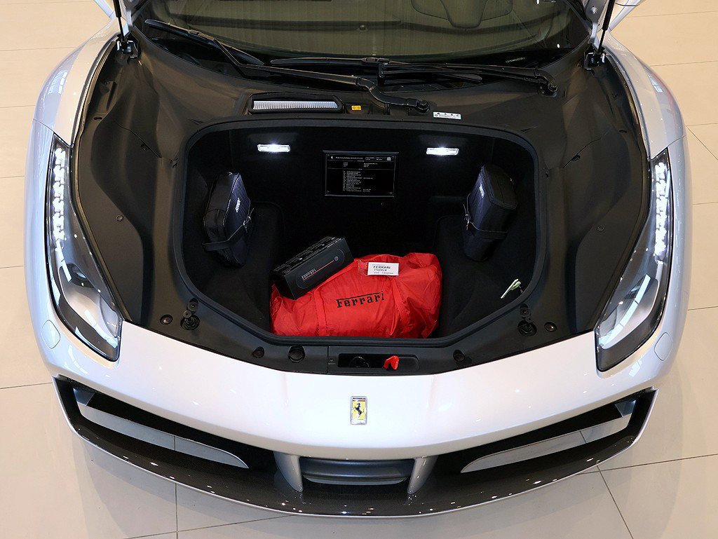 Certified 2018 Ferrari 488 Spider RWD image 94