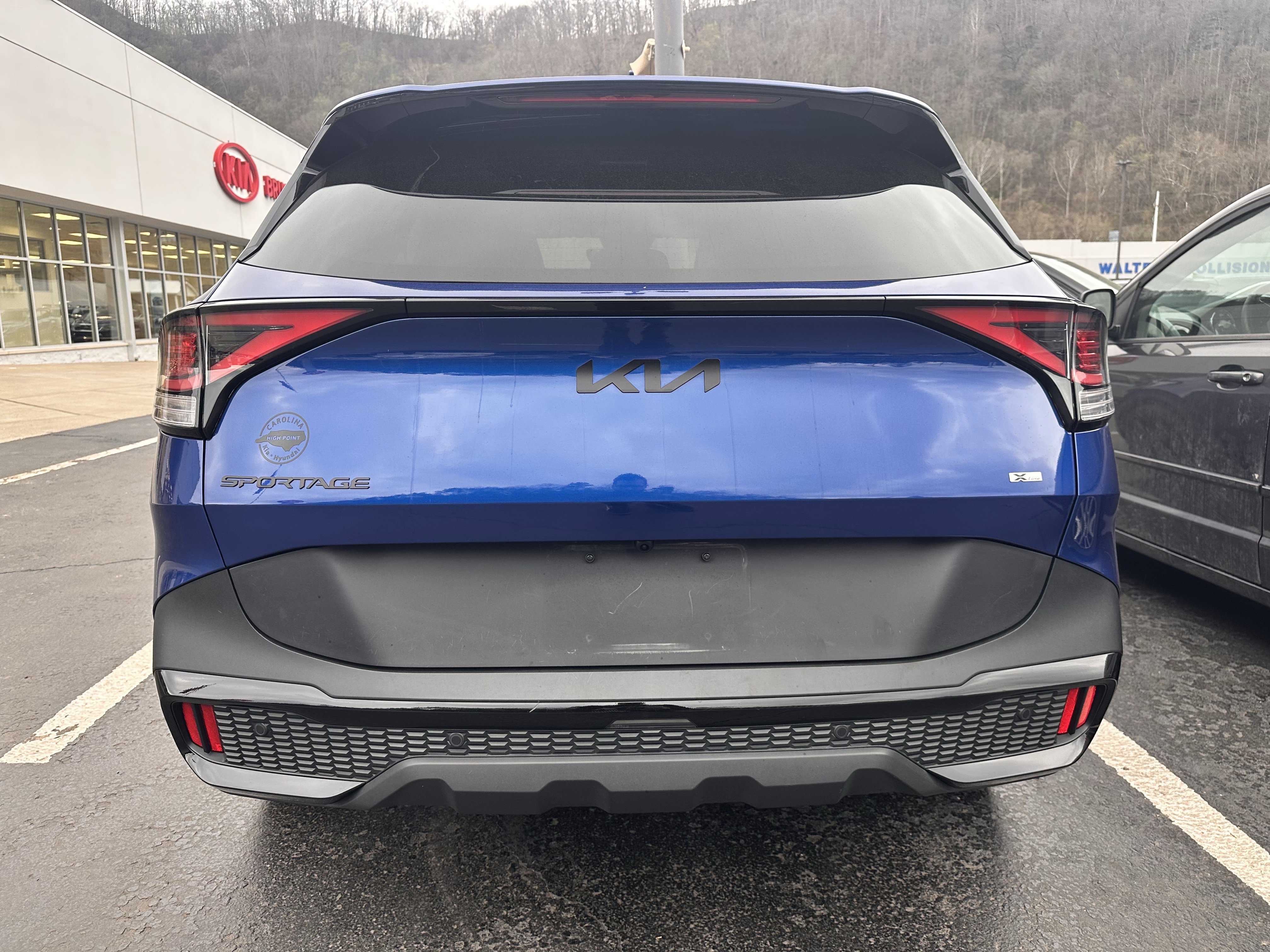 Used 2025 Kia Sportage X-Line AWD/4WD image 11
