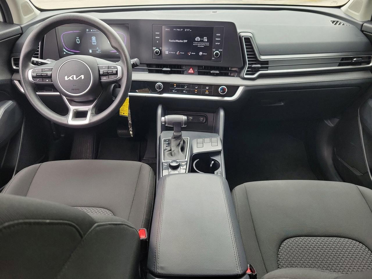 Used 2025 Kia Sportage LX image 11