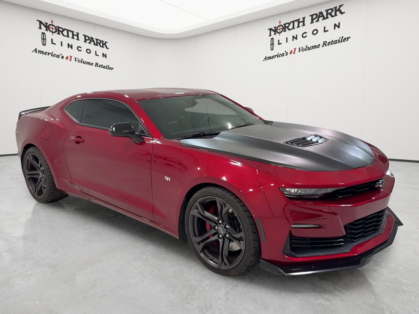 Used 2023 Chevrolet Camaro SS RWD image 7