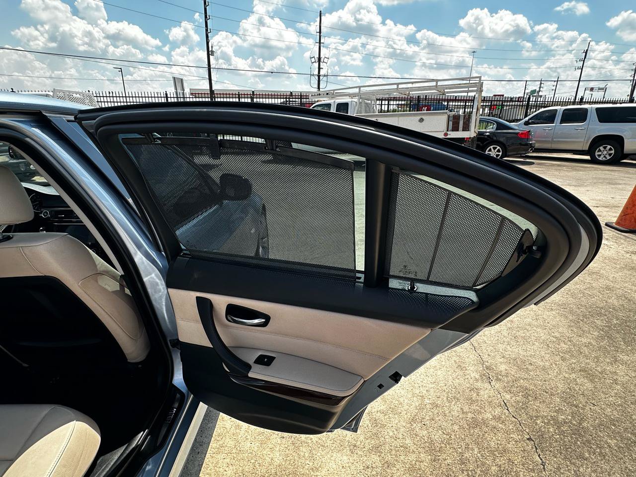 Used 2010 BMW 335i Sedan RWD image 19