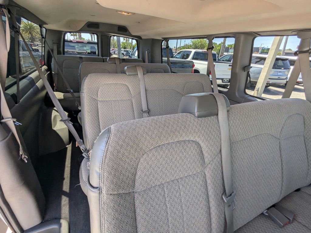 Certified 2024 Chevrolet Express 3500 LT w/ LT Preferred Equipment Group RWD image 14