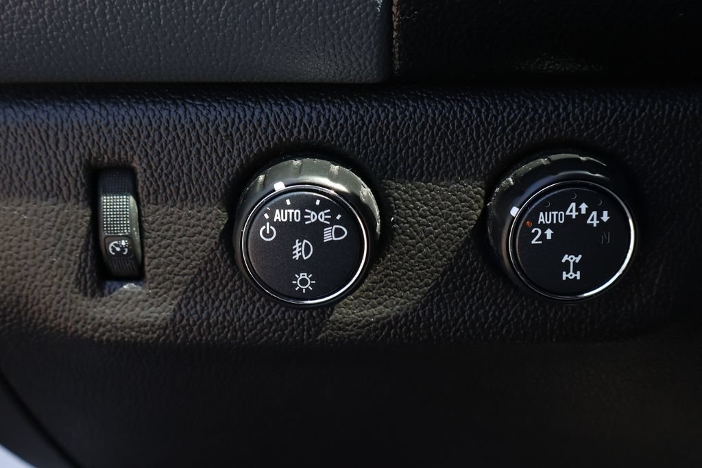 Used 2020 Chevrolet Colorado Z71 AWD/4WD image 23