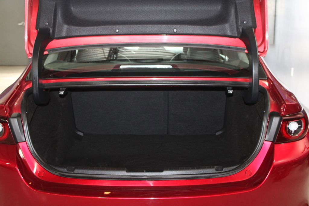 Used 2023 MAZDA MAZDA3 s image 41